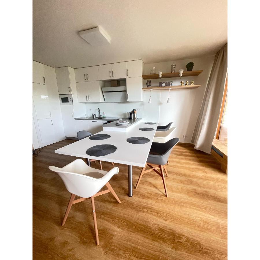 Lipno Port Apartment C101 - Lipno Home Lipno nad Vltavou Esterno foto